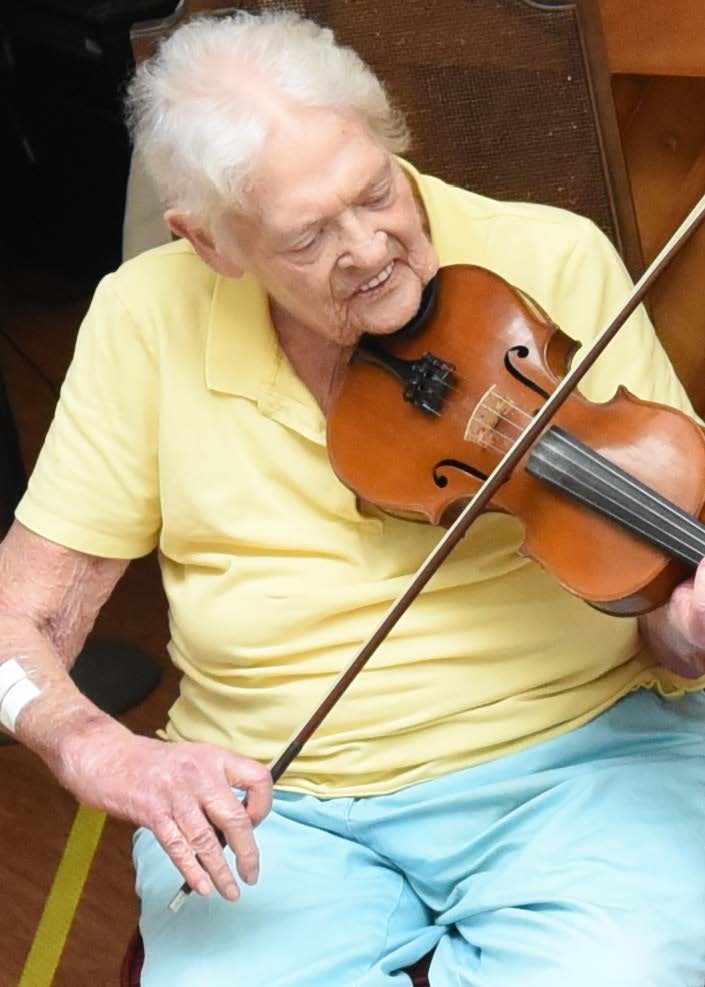 Photo of Marilyn Grace Overholt