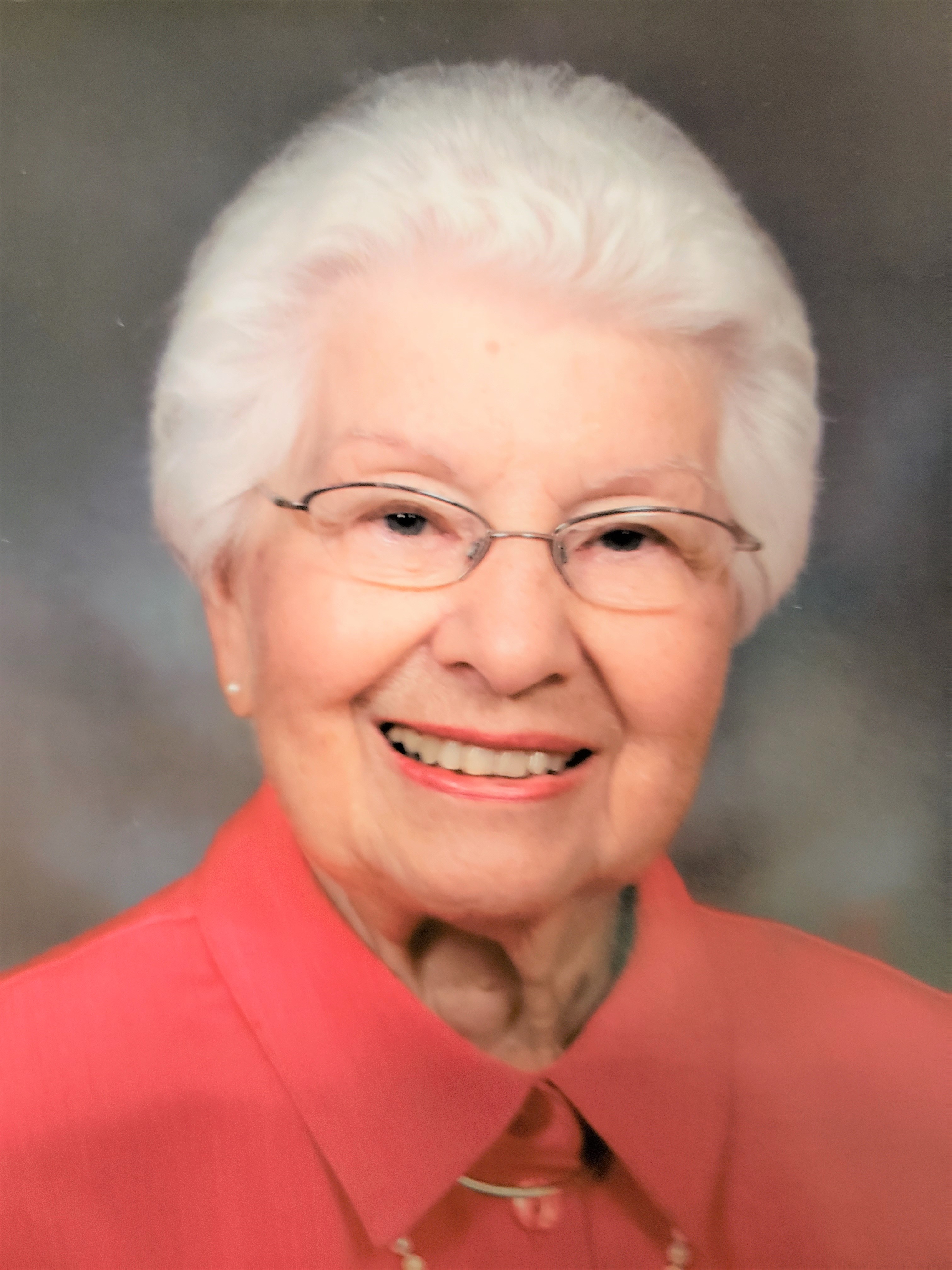 Photo of Pauline Roberts