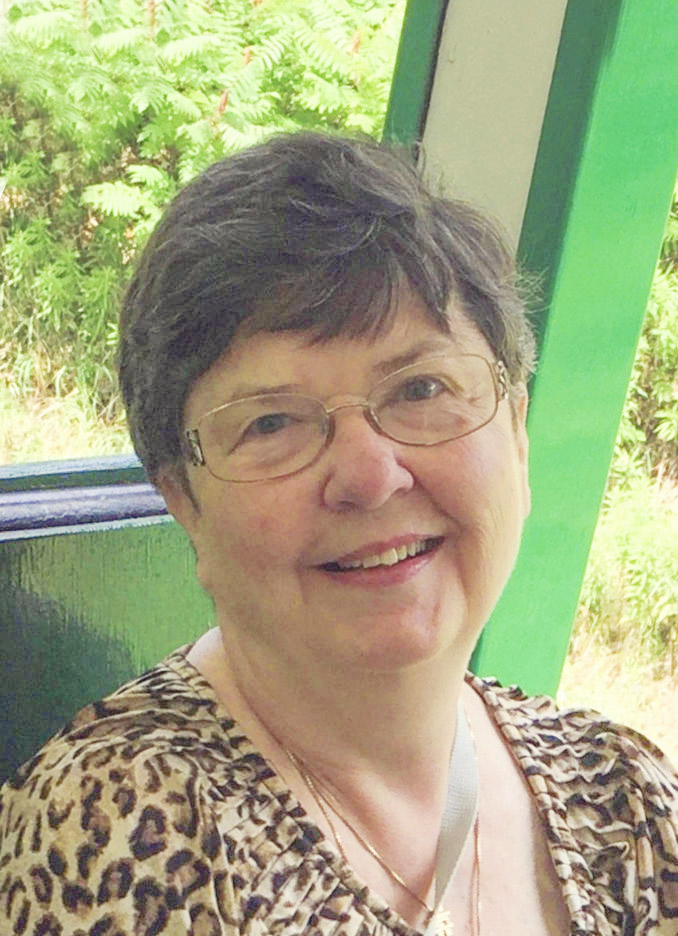 Photo of Lynnda Leone McCaw