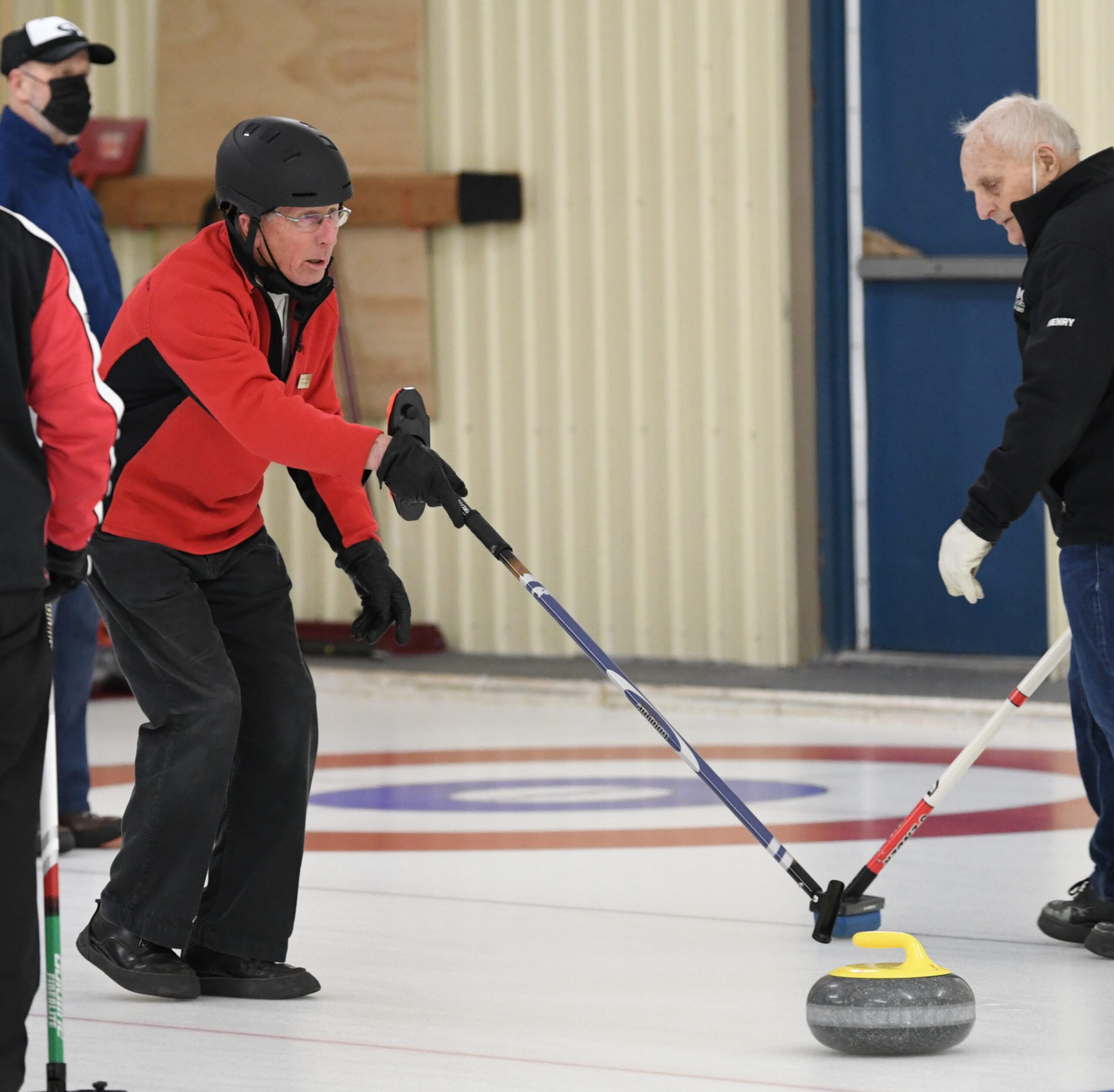 Featured image for "Senior action at Aylmer Curling Club"